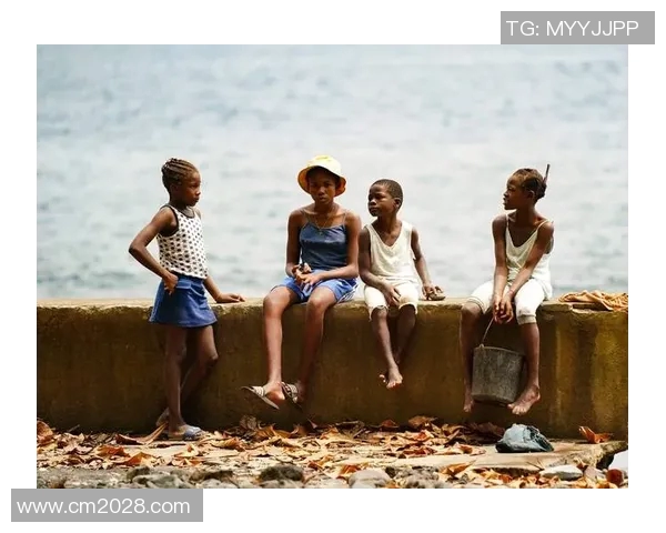 非洲足球明星背后的奋斗历程与荣耀时刻揭秘